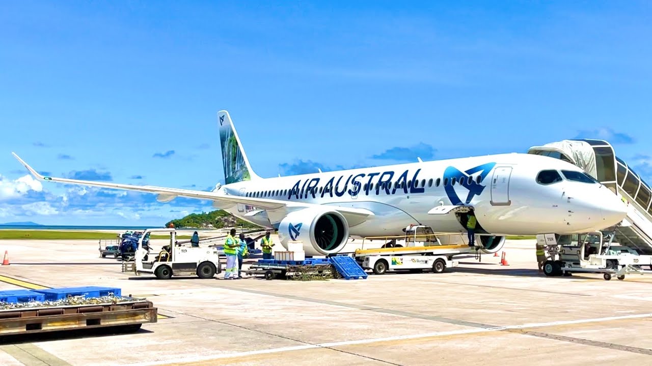 Air Austral A220-300 (F-OTER) SEYCHELLES to REUNION