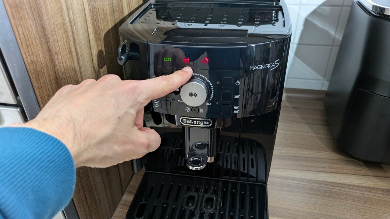 DeLonghi Magnifica S gekauft? Diese Einstellung solltest du unbedingt anpassen!