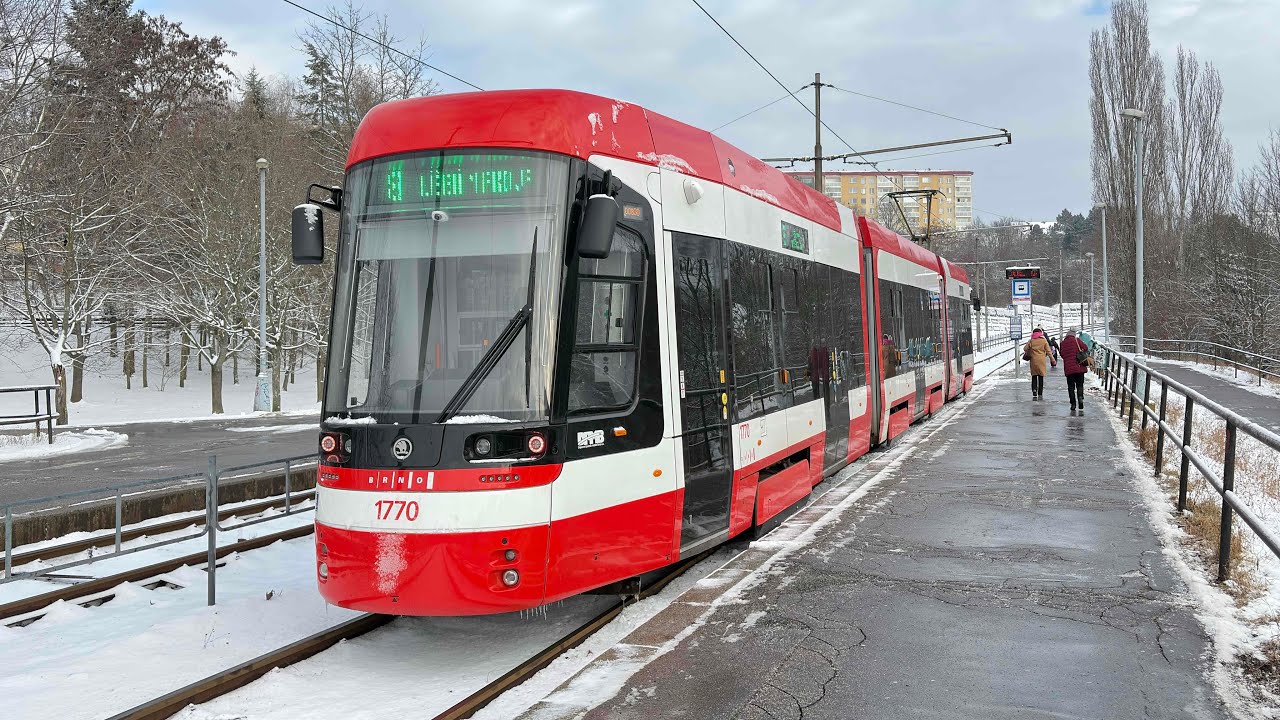 Jízda Brněnskou moderní šalinou Škoda 45T #1770 na lince 8 směr Líšeň Mifkova