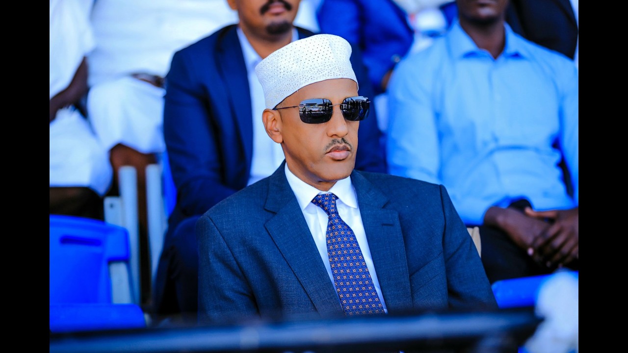 Madaxwayne Mustafe oo Garnaqsaday | Taalada Sayidka | Macaaradka  | Anaaraha | Cabdi Ilay.