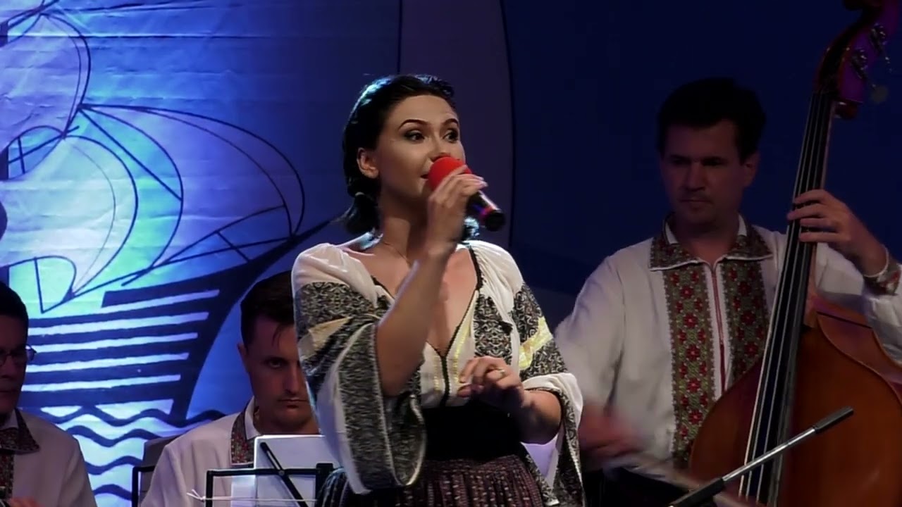 Vasilica Tataru si Orchestra Lautarii Hai la joc,bade,la joc LIVE