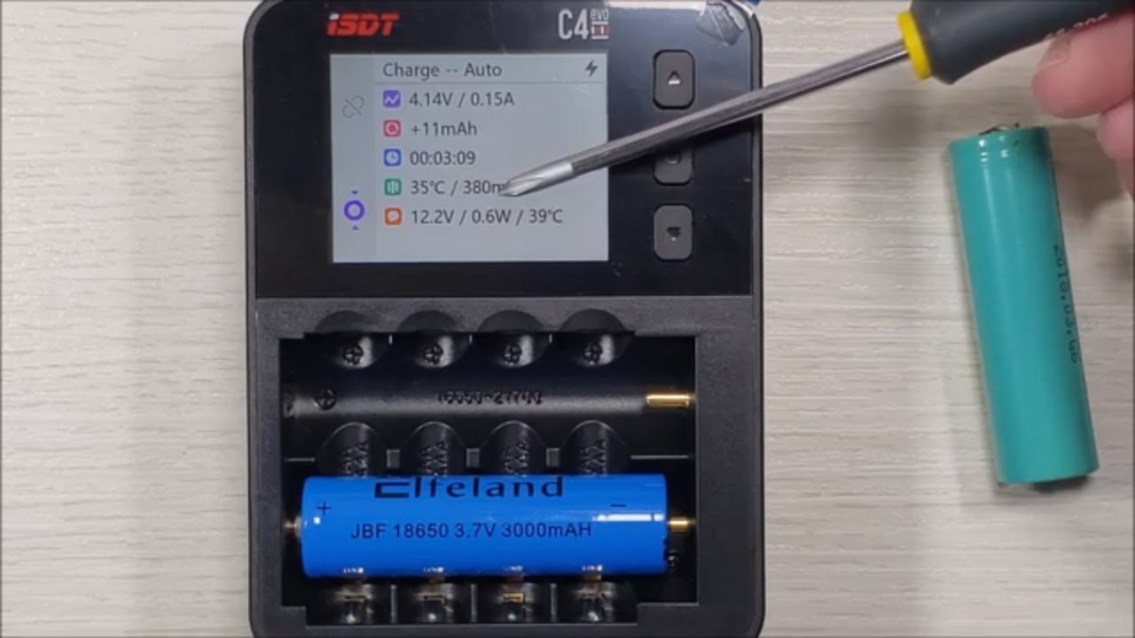 Carregador de pilhas ISDT C4 EVO o melhor aqui de casa