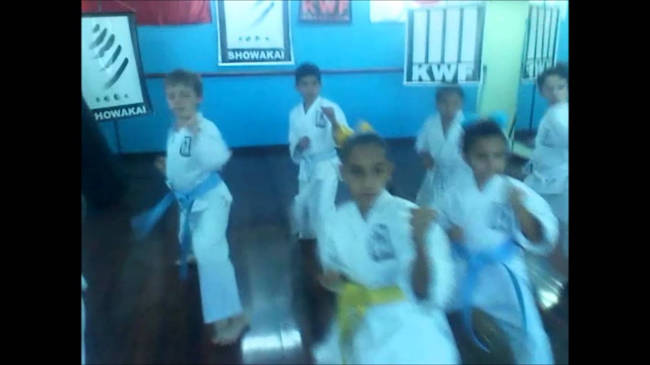 SHOWAKAI KWF ENTRENAMIENTO NIÑOS