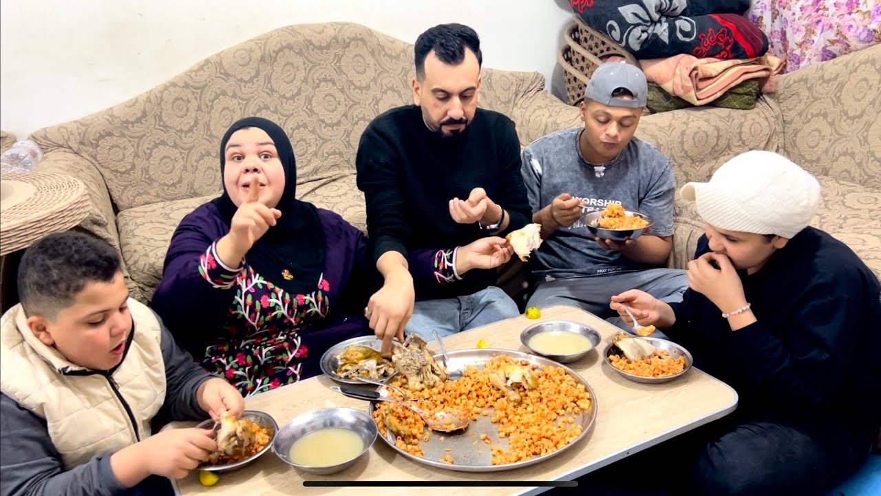 ام جني الكلام علي ايه اللي عندو كلمه حلوه يقولها واللي مش عنده احسن بلاش غلط كل كلمه هتتحاسب عليها🫵