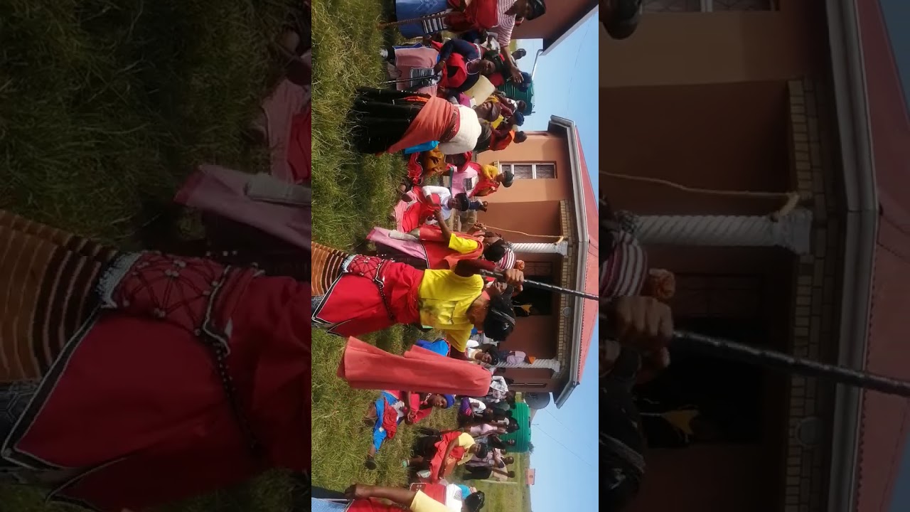 Centane ezantsi elwandle.