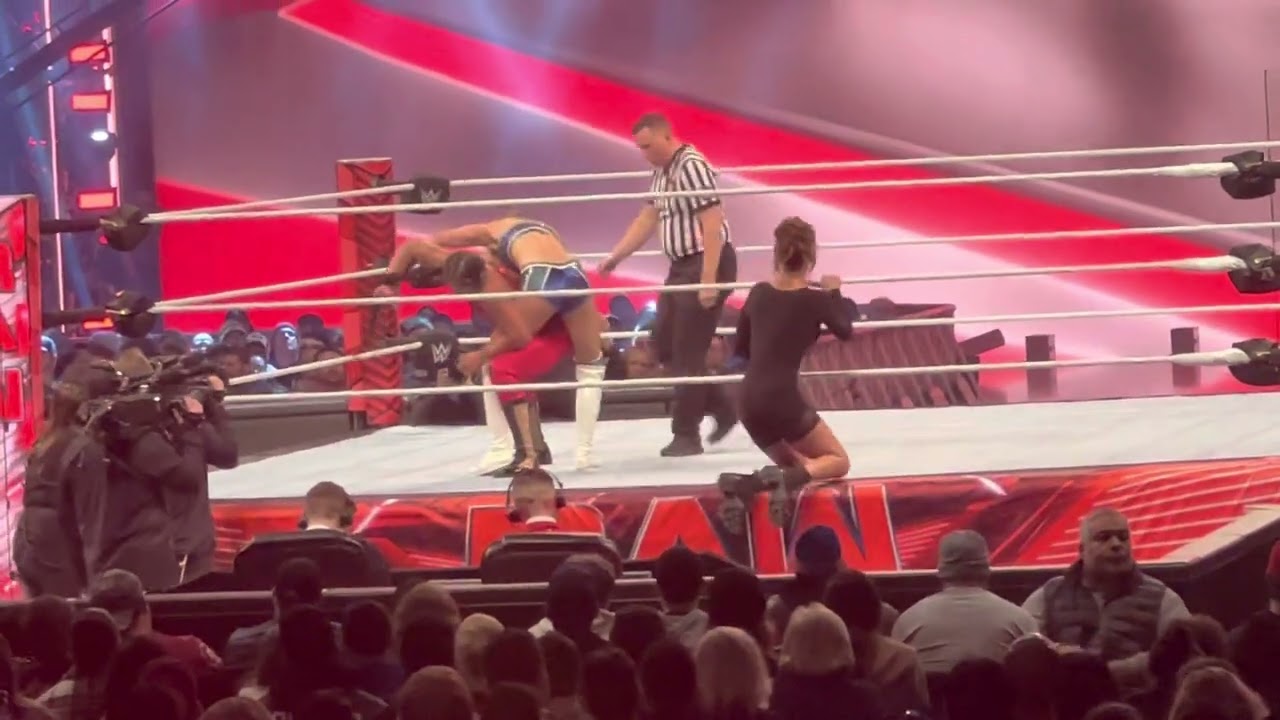 FULL MATCH - Bianca Belair vs Chelsea Green live - Raw 3/13/2023