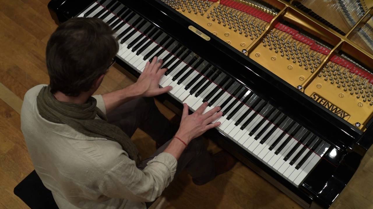 Bach Suite in D major jazz (stride piano)