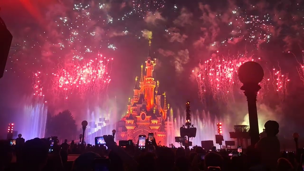 Disneyland Paris 2025 - Bastille Day Fireworks