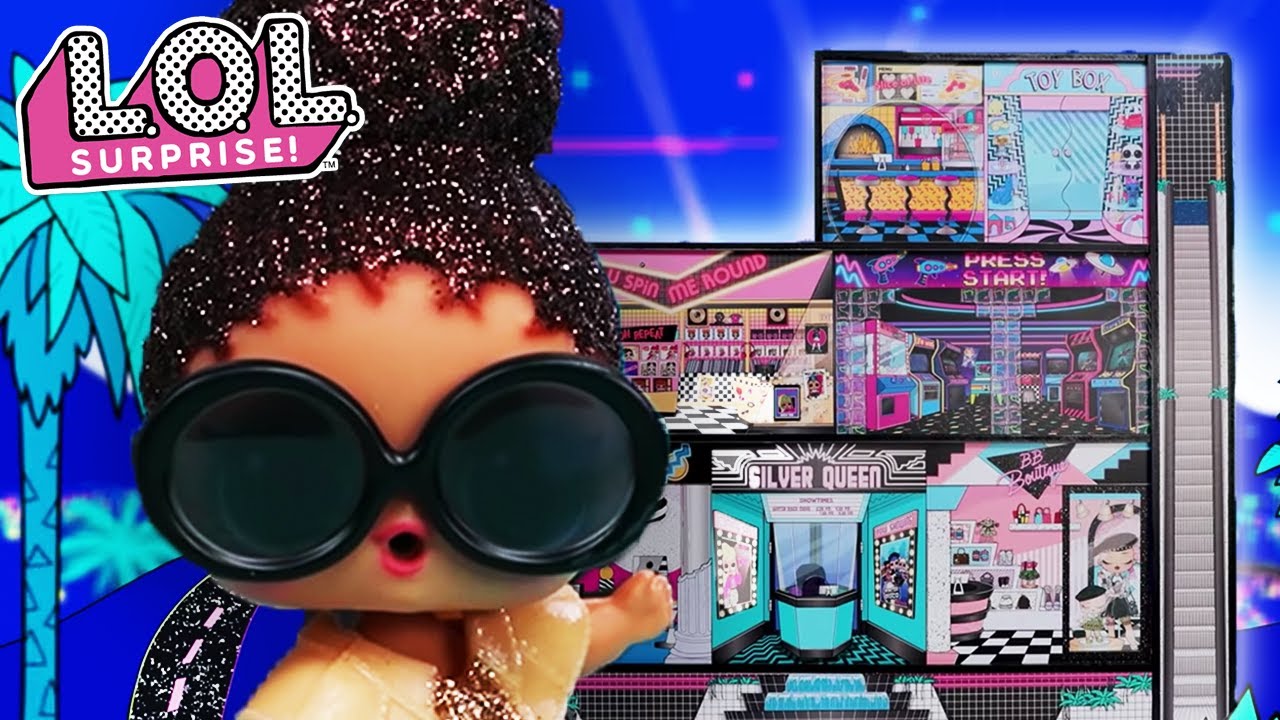 EXCLUSIVE Tour of the O.M.G  House with Boss Queen! | L.O.L. Surprise!