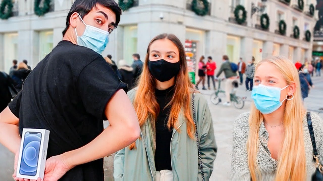 Si adivinas el Iphone 12, te lo regalo