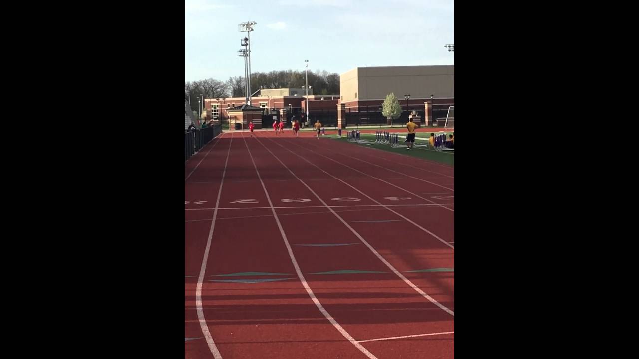 Gage track 200 meter dash Hobart High 6th Grade