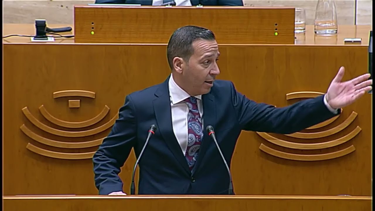 Réplica del Grupo Parlamentario VOX Extremadura