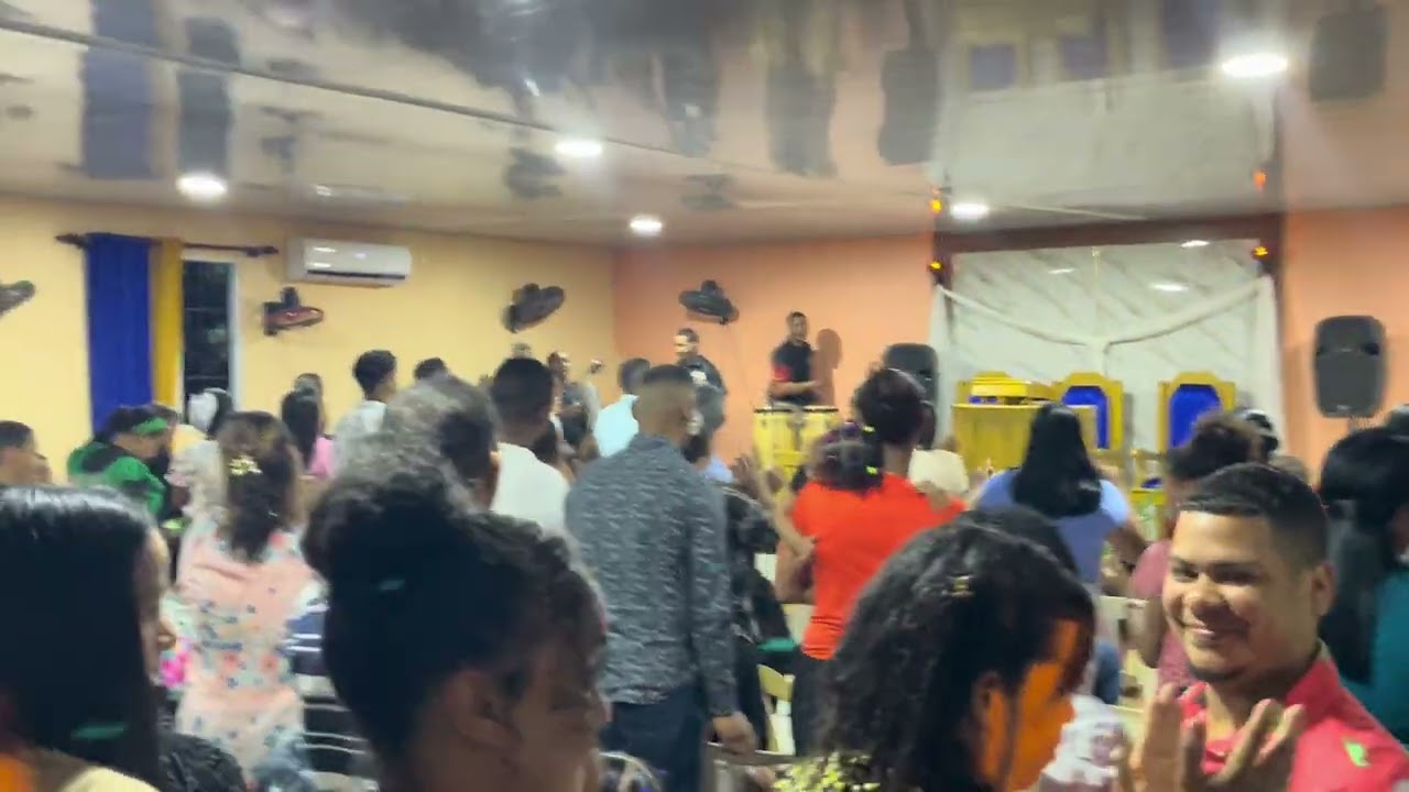 Que perezca que perezca yo quiero ver el rey 