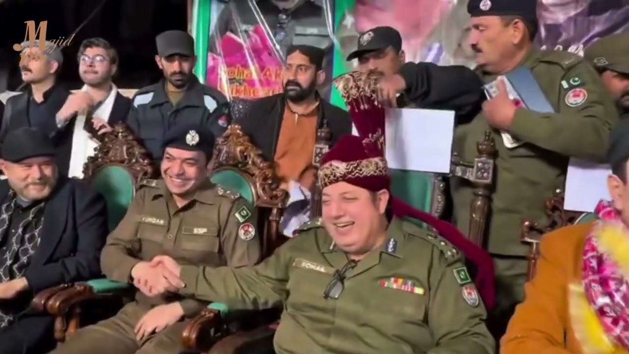 آر پی او فیصل آباد کی آٹھ بازاروں کے تاجروں کے لئے کھلی کچہری میں آمد پر تاجروں کا پرتپاک استقبال۔