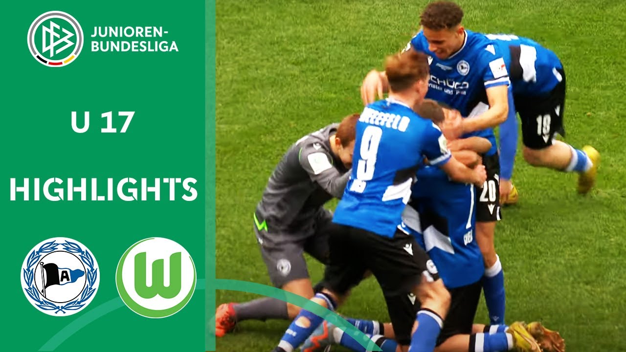 Arminia krönt sich zum Meister! | Arminia Bielefeld - VfL Wofsburg 2:1 | U 17 | Highlights