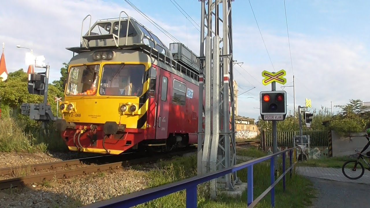 Železniční přejezd (AŽD 97) Plzeň zastávka - 14.8.2019