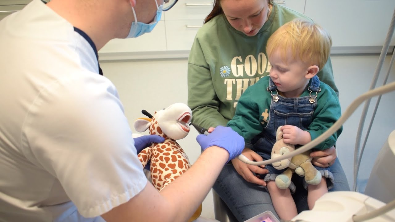 La première visite chez le dentiste