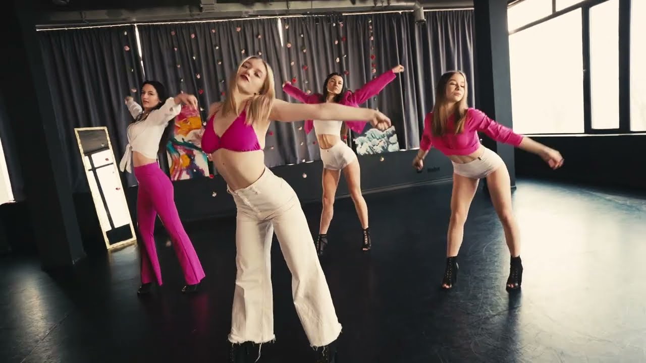 IAmjojo - Worst I assume - High Heels Дневная