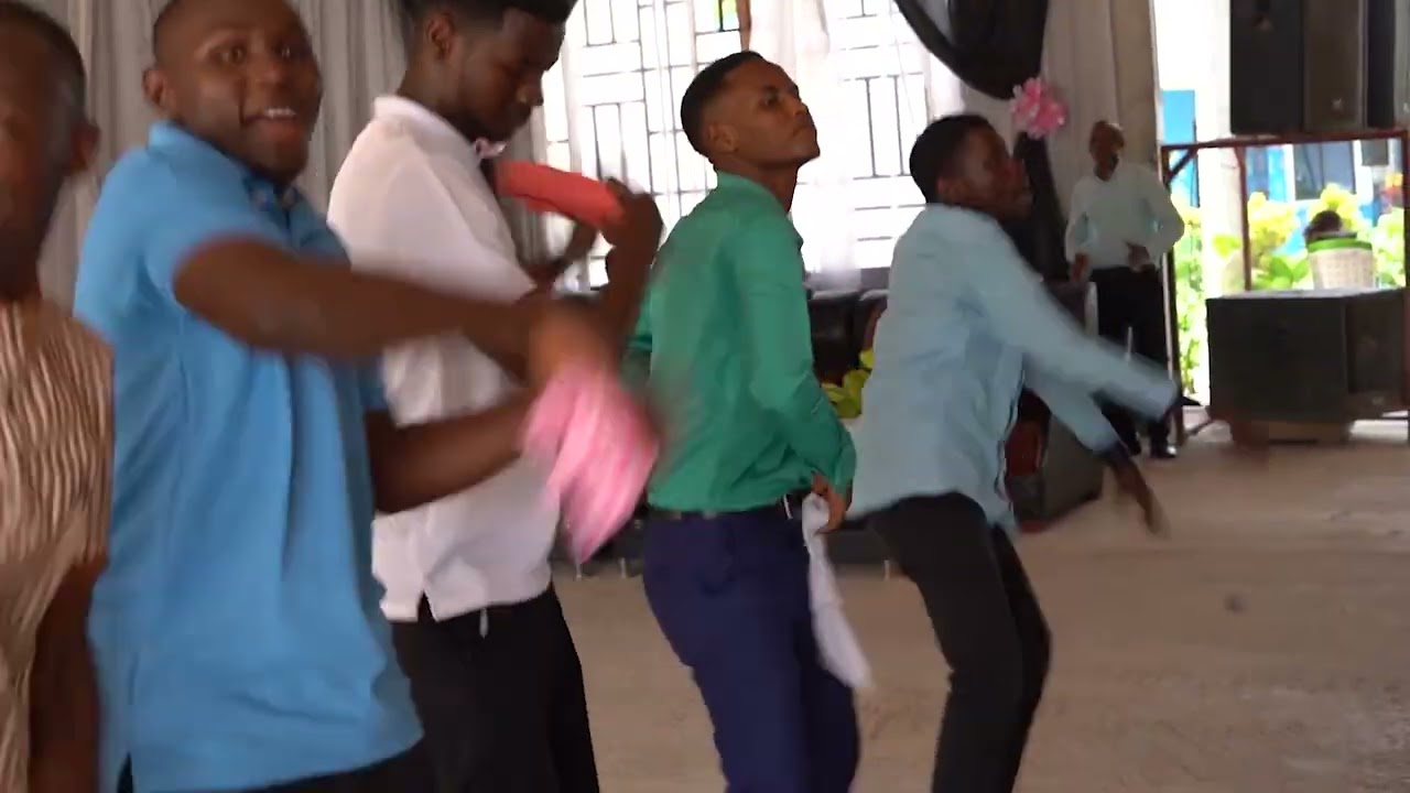 HALELUYA MILELE MOKOZI USIFIWE