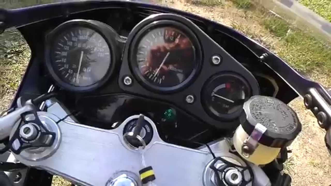 '93 suzuki gsxr 750 cold start (+10) & walkaround