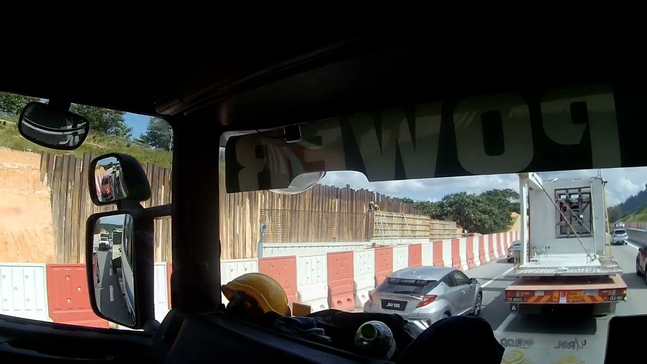 PERSIMPANGAN KULAI ( baca description )