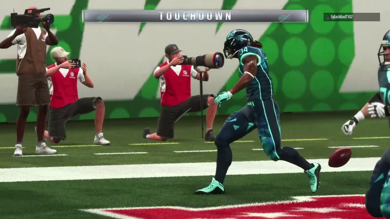 Madden NFL 19 Gameplay: LVL 84 Mut rewards. Sean Taylor is a trash can. Should i replace him????