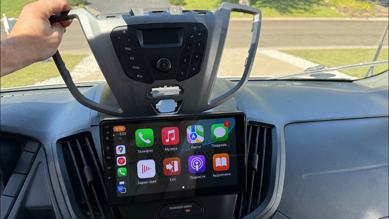 Replacing the stock radio with Android Ford Transit.Заміна штатної магнітоли на Android!