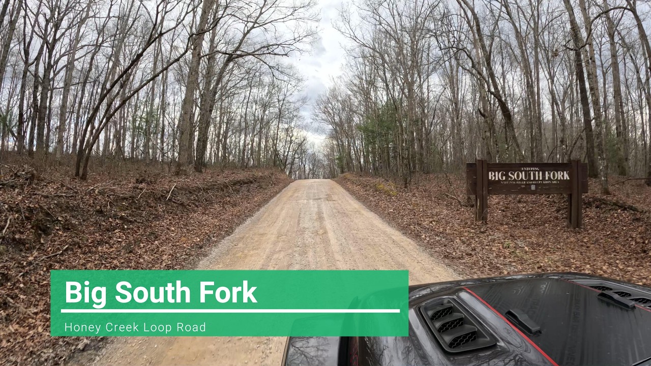Scenic Drive Through Honey Creek Loop Road in Big South Fork National River and Recreation Area