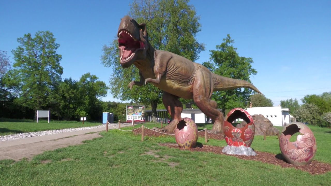 Cesta do pravěku: Pražský park slibuje věrné modely dinosaurů, nové maskoty a pláž
