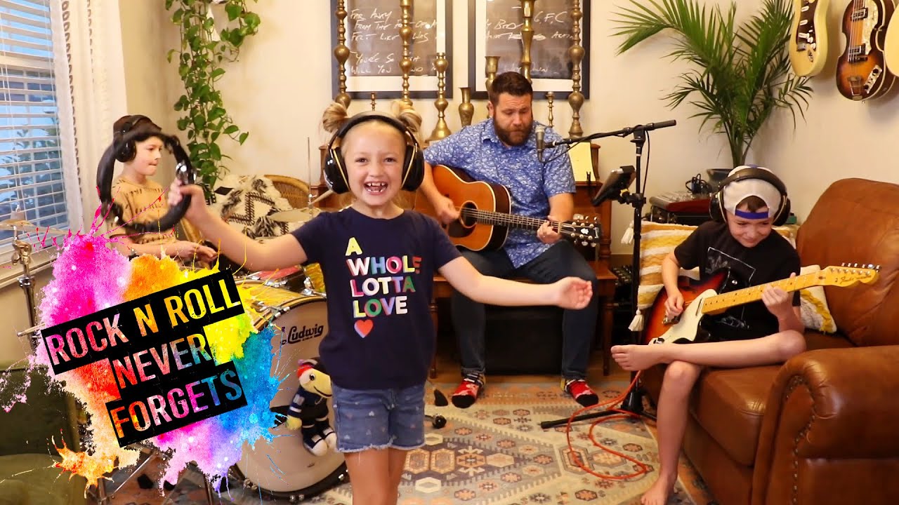 Colt Clark and the Quarantine Kids play 