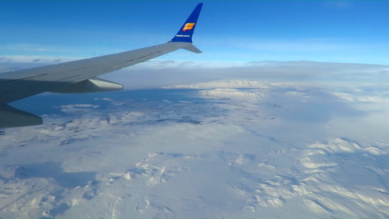 STUNNING ICELANDAIR Boeing 737 MAX 8 Landing at Snowy Keflavik Airport (KEF), Iceland!
