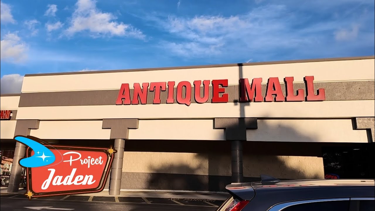 Lakeland Antique Mall, Theme Park props and Edward Scissorhands filming location