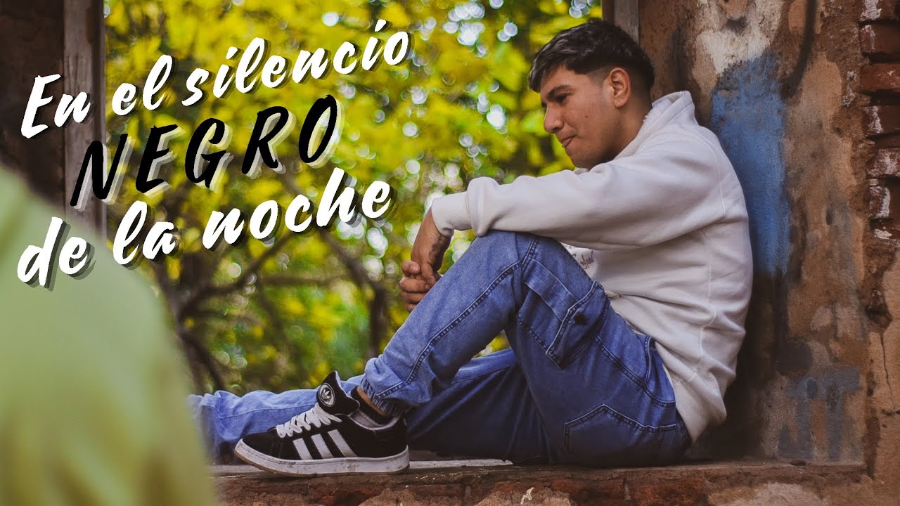 Komercial2 - En El Silencio Negro De La Noche - (Video Oficial)