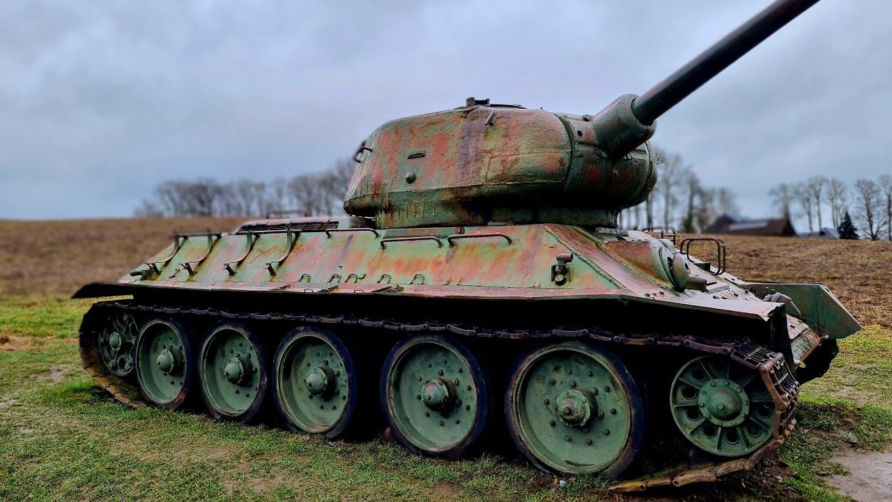 Battle Tank T-34/85 🎬 DDR Grenze 