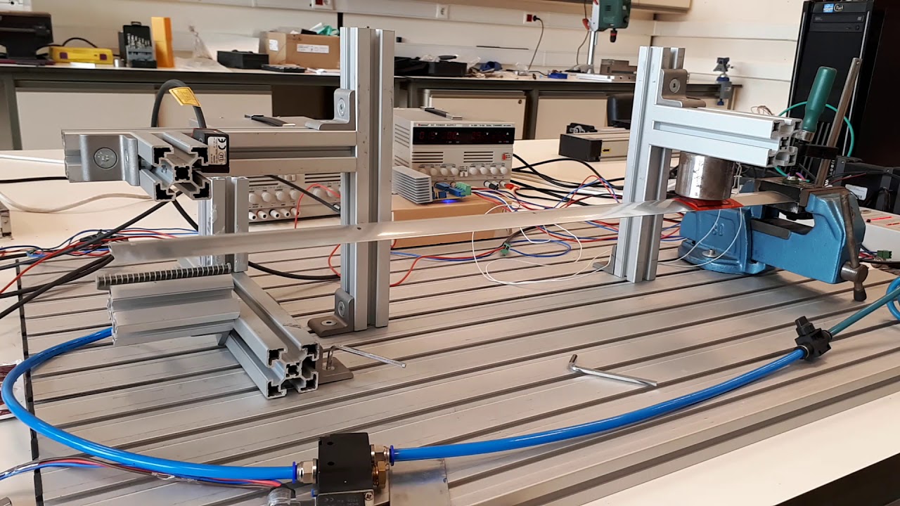 Active vibration control of an airfoil using magnetorheological fluid(MR) patch actuator
