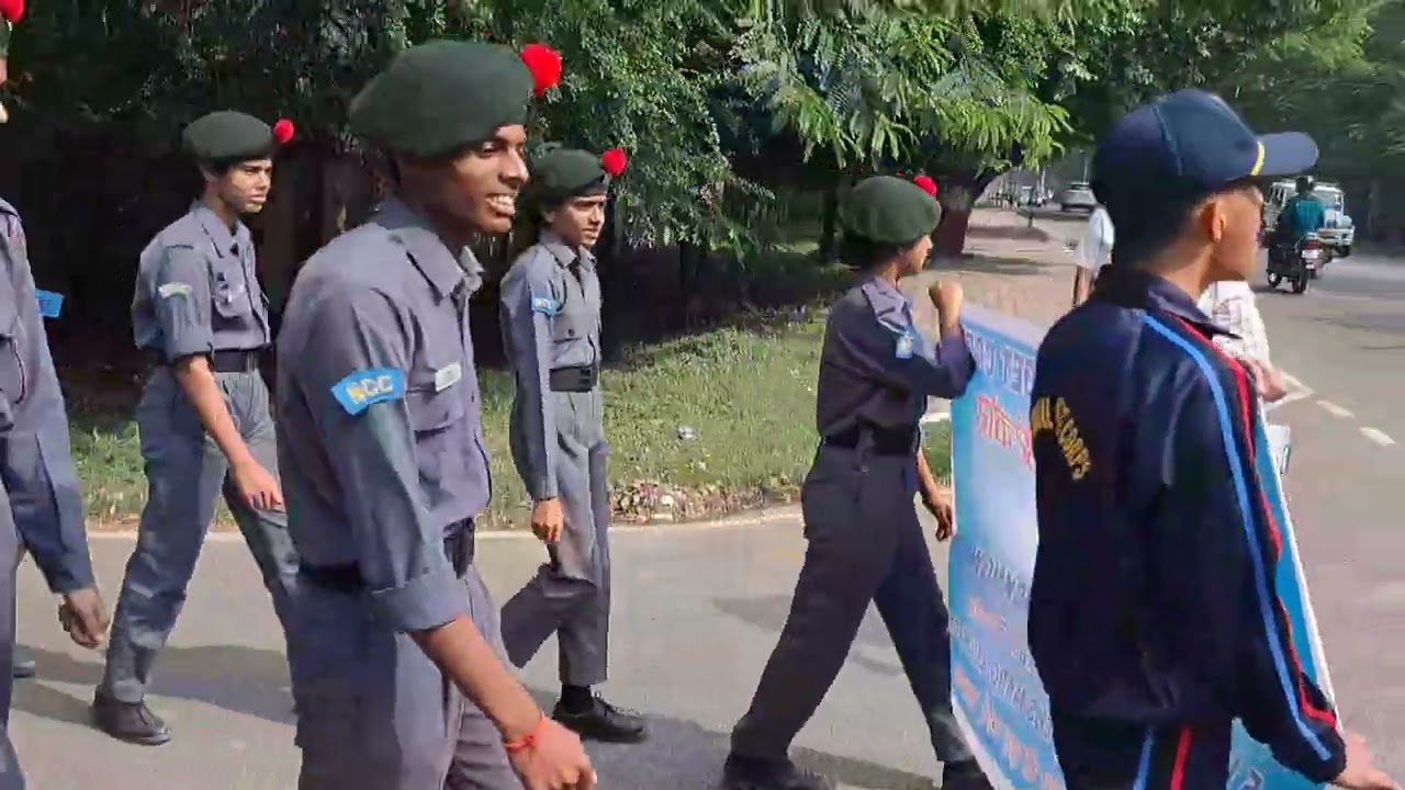 CADETS OF 5 UP AIR SQN NCC  LUCKNOW MARCHING WITH THE SPIRIT OF UNITY AT APS, LBS MARG, LKO.