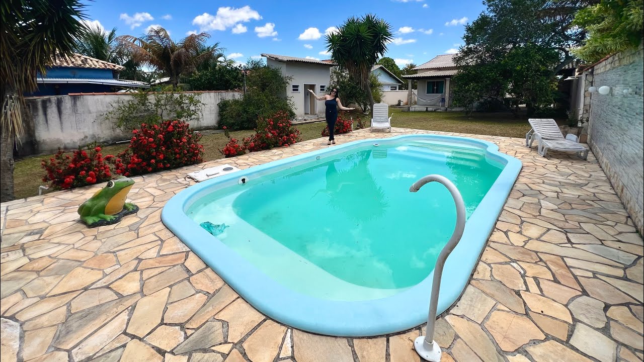 Oportunidade Única! Casa Linear com 900m² em Araruama-RJ