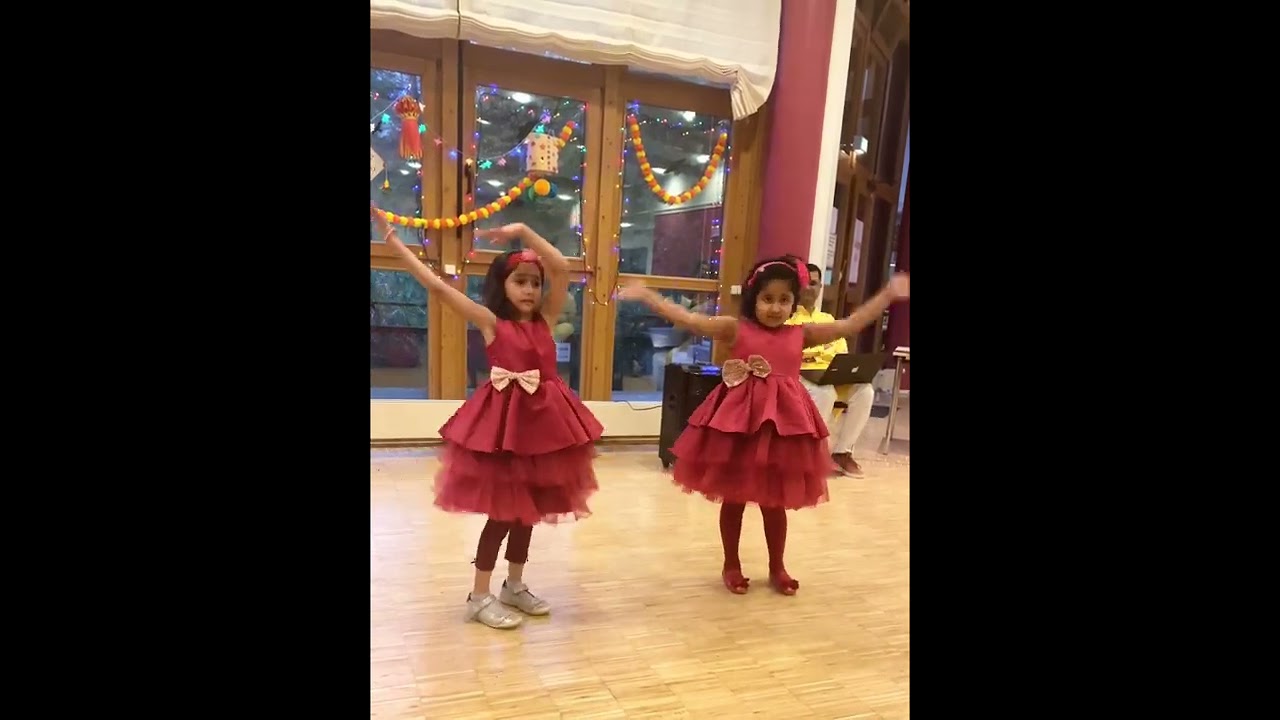 Boogie Woogie Dance by Isha @Marathi Madal Hamburg Diwali Event 2022