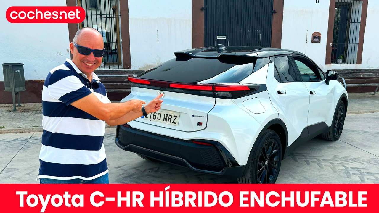 Toyota C-HR 220PH híbrido enchufable | Prueba PHEV / Test / Review en español | coches.net