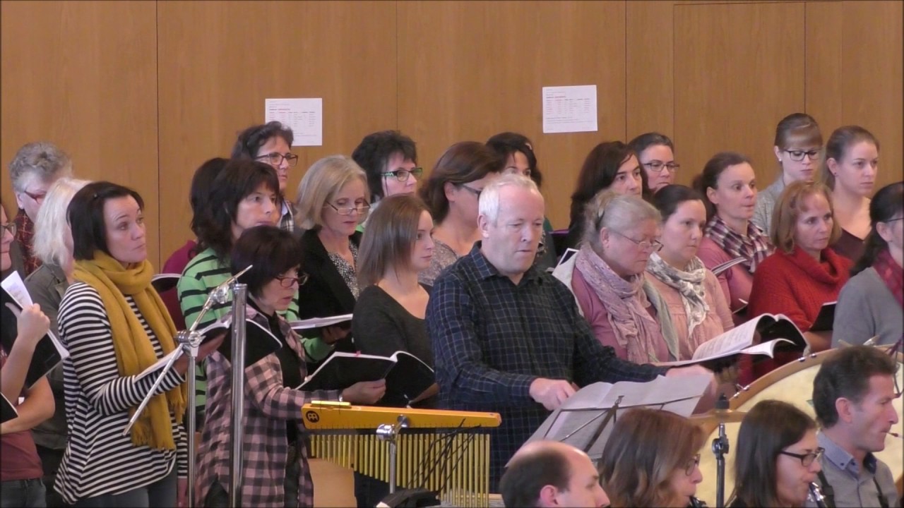 Footprints in the sand: Impression of first Tutti rehearsal
