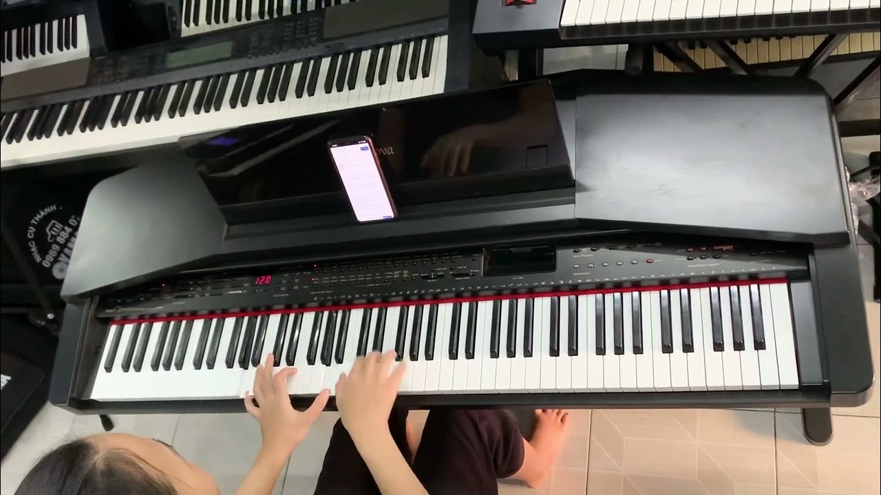 Bán đàn piano Yamaha CVP-50( mới 99%)