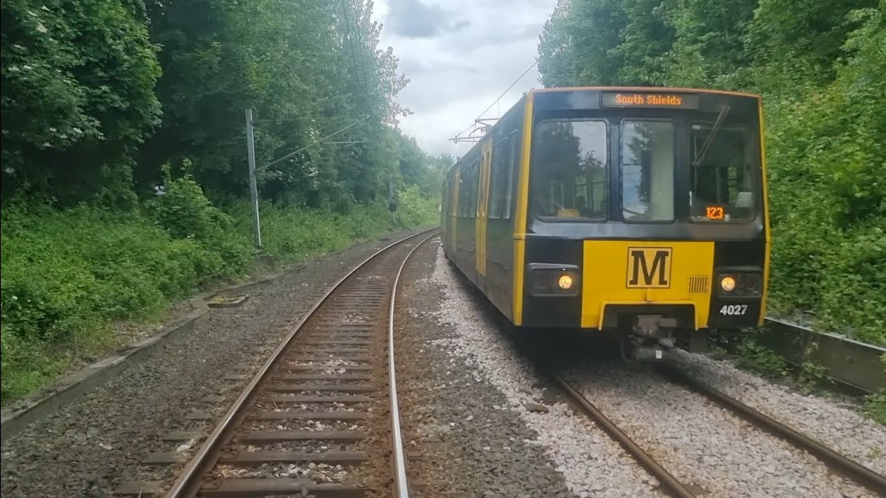 South Shields to Pelaw on the T&W Metro