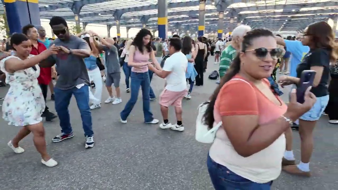 Sunset Salsa @ Pier 76 