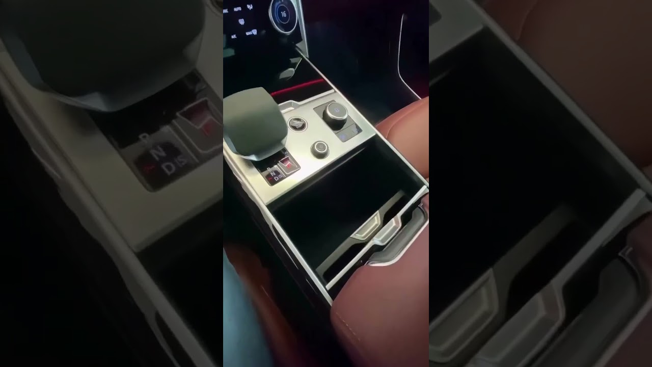Range Rover, #rangeroverusa  #rangeroverlover #luxurycar #shortsfeed #amazingshorts #shortsviral
