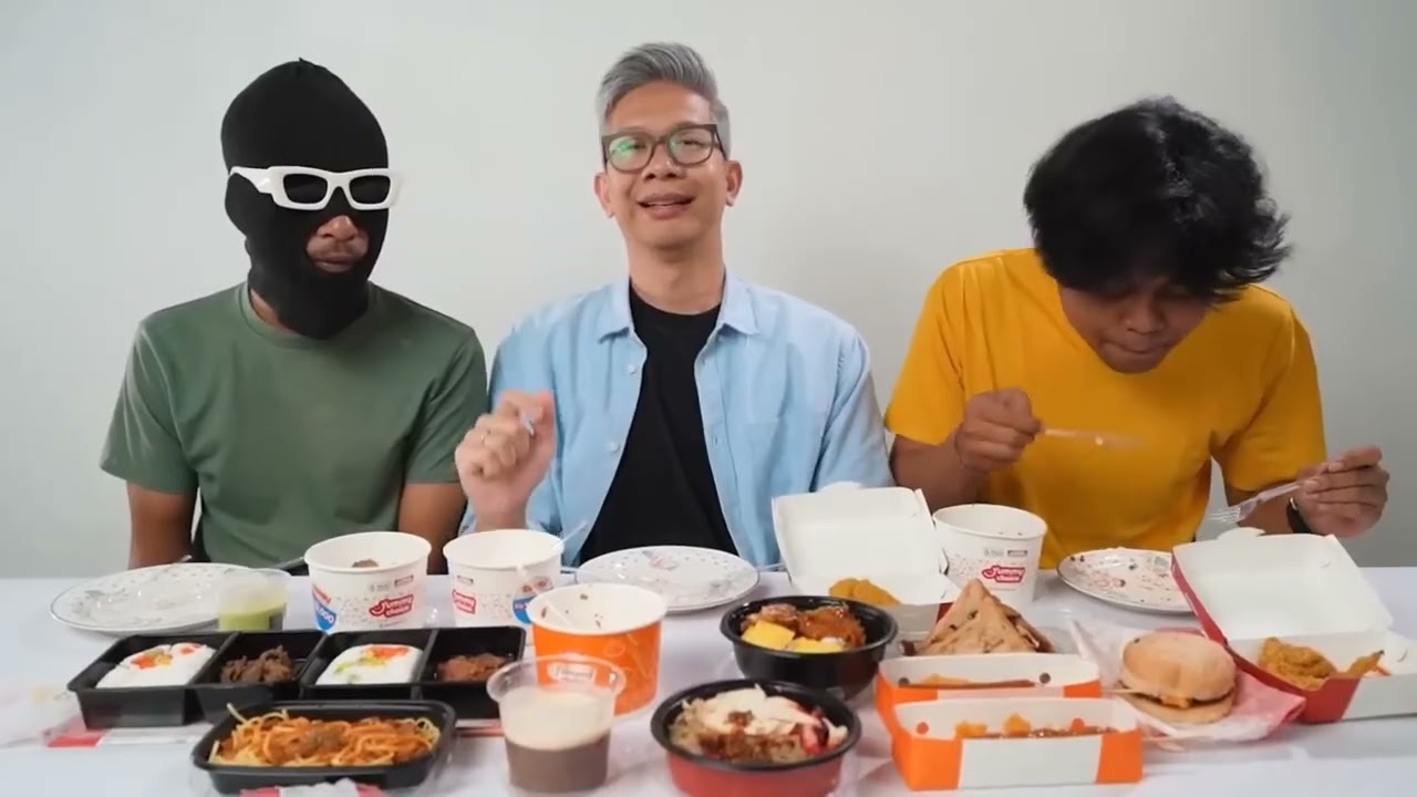 Kak Yudist Ardhana Mukbang Makanan Indomaret