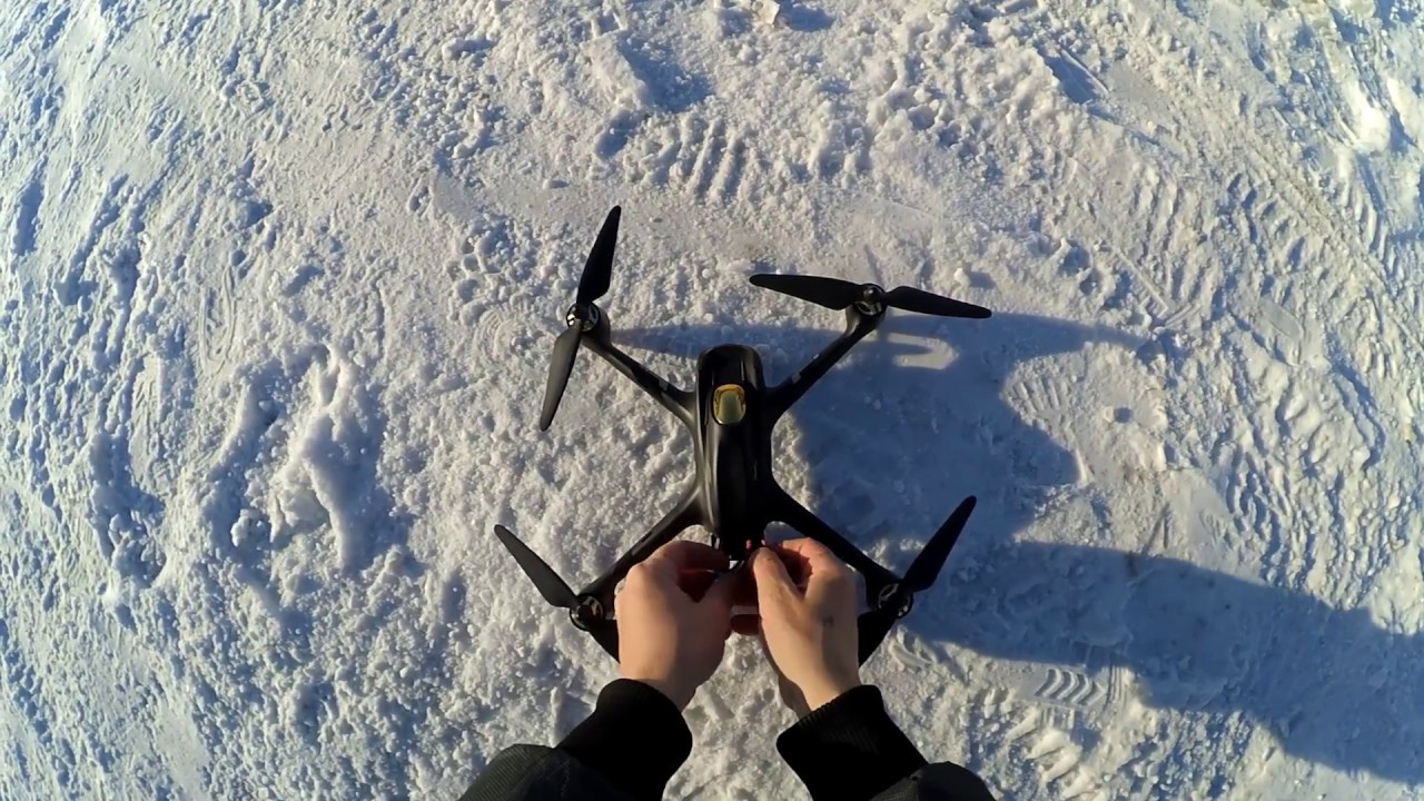 BayangtoysX21 против Hubsan h501ss