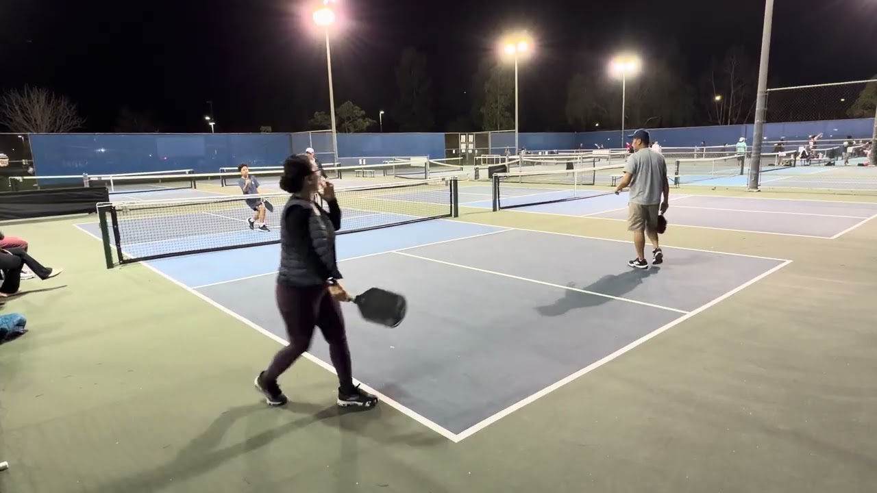 Sheila & Peter vs Lucas & Chuan 