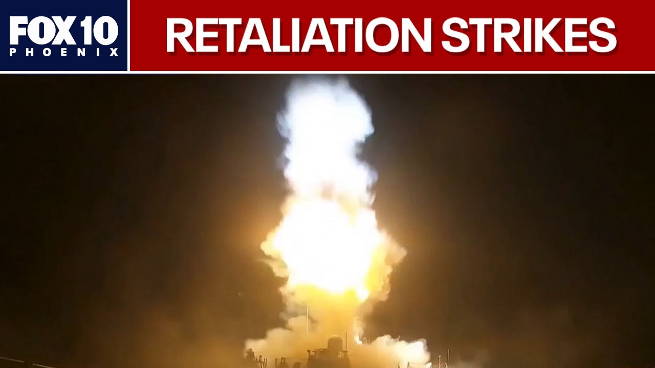 Война с Ираном: Иран закрыл Ормузский пролив после авиаударов США | FOX 10 Phoenix