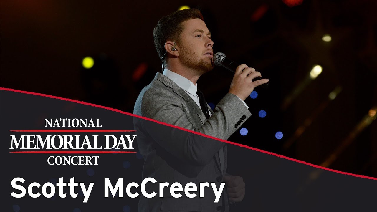 Scotty McCreery performing on the 2017 National Memorial Day Concert