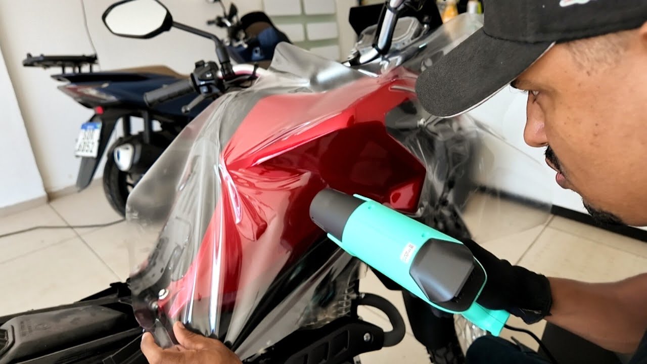 ENVELOPAMENTO DA NOVA XRE 190 2025 NO TRANSPARENTE SUPER BRILHO COM AS PEÇAS NO LUGAR 